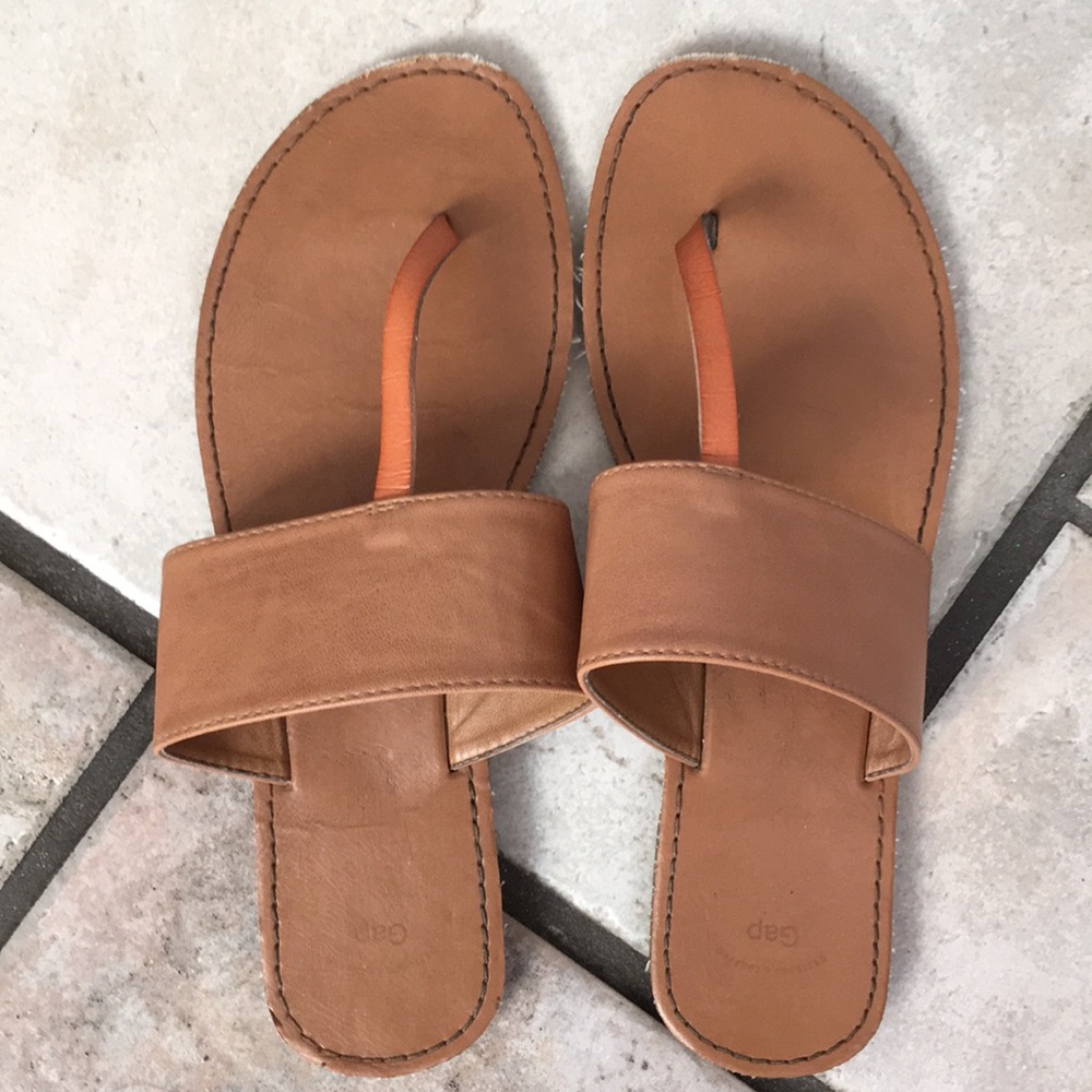 Gap Tan Sandals Size 9
